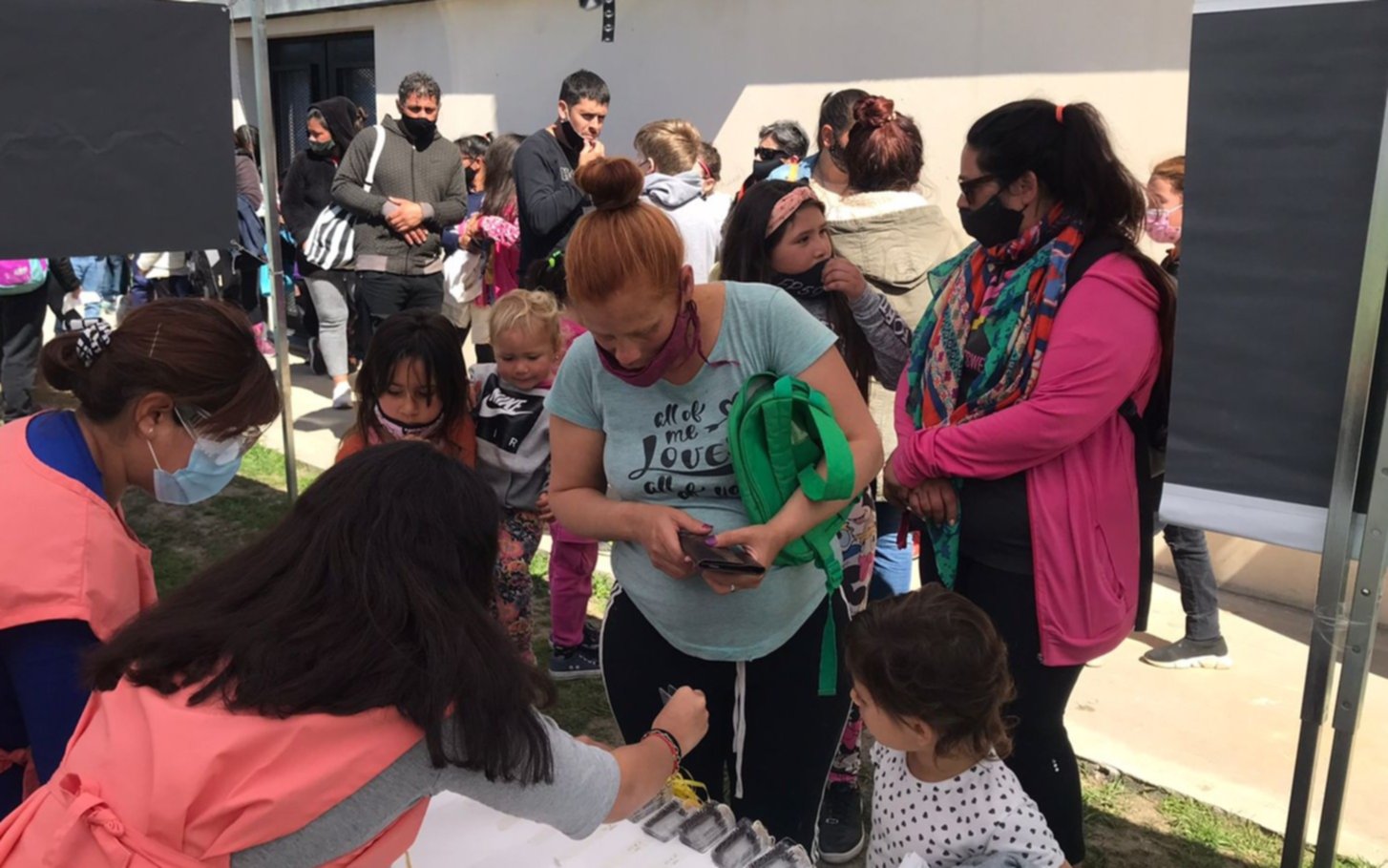 Con gran concurrencia de vecinos, se realizó jornada de salud gratuita en Berisso