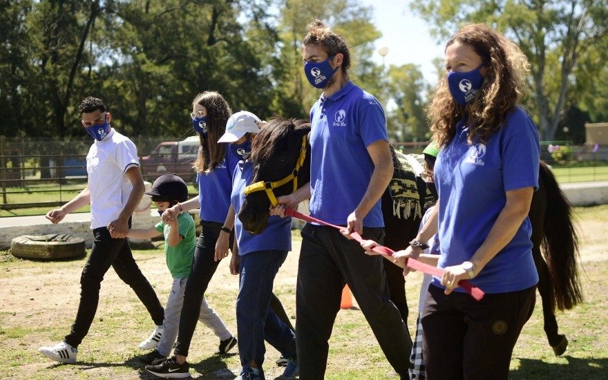 La República de los Niños inauguró una nueva pista de Equinoterapia