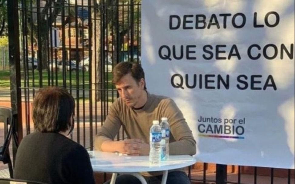 "Debato lo que sea con quien sea": la campaña del marido de Pampita, García Moritán, que lo convirtió en meme