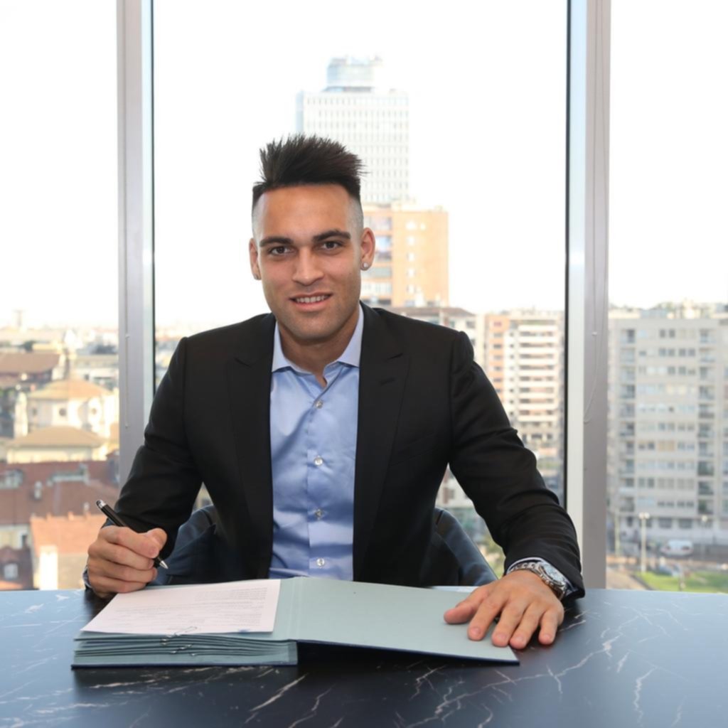 Lautaro Martínez renovó hasta el 2026