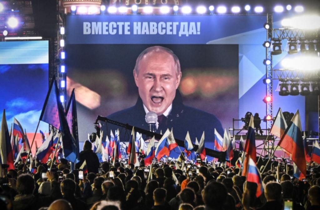 El show de Putin: nacionalismo y arenga a la multitud