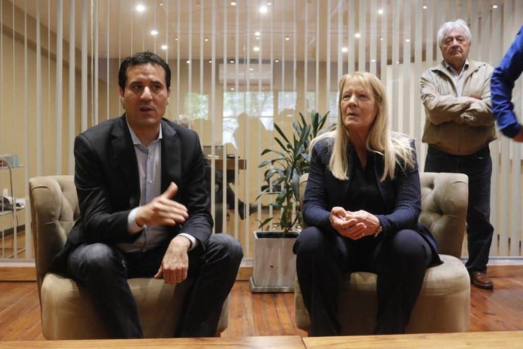 Stolbizer y el radicalismo bonaerense cerraron filas en respaldo a Manes