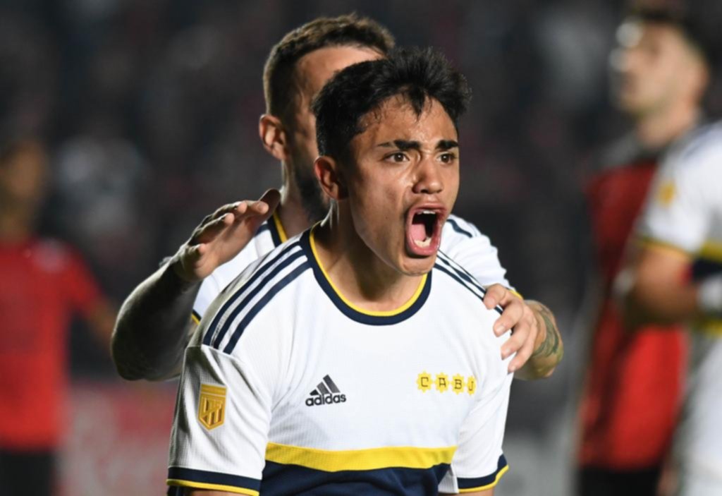 Boca va por la punta tras la noche fatal en el Bosque