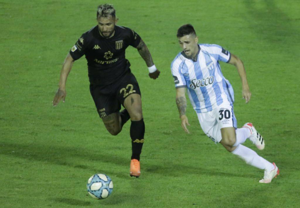 Racing y el Decano juegan el partido de la fecha en Avellaneda