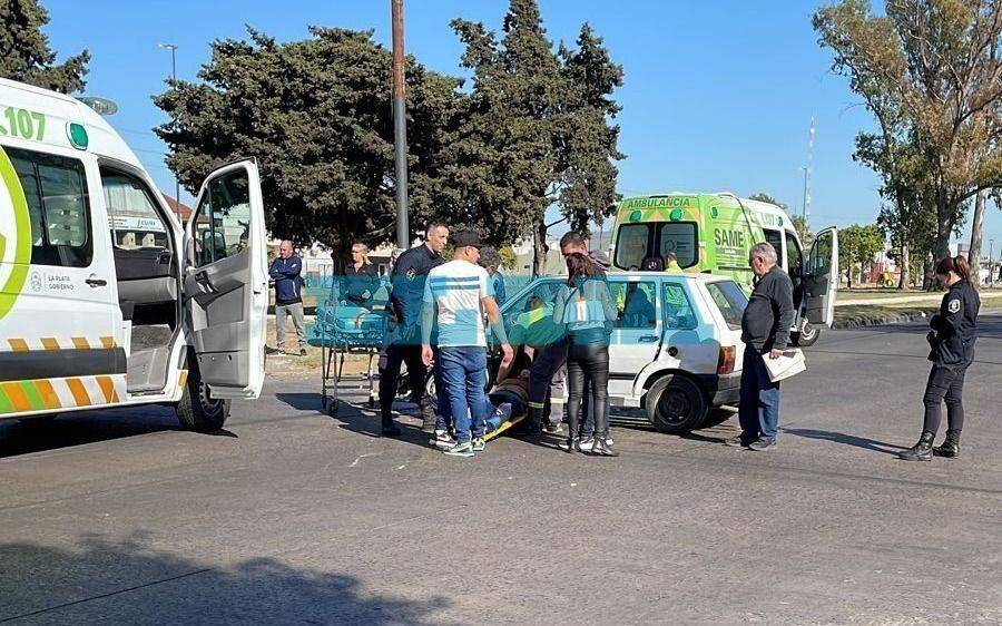 Los accidentes no se toman feriado este lunes: fuerte choque con heridos en 65 y 31