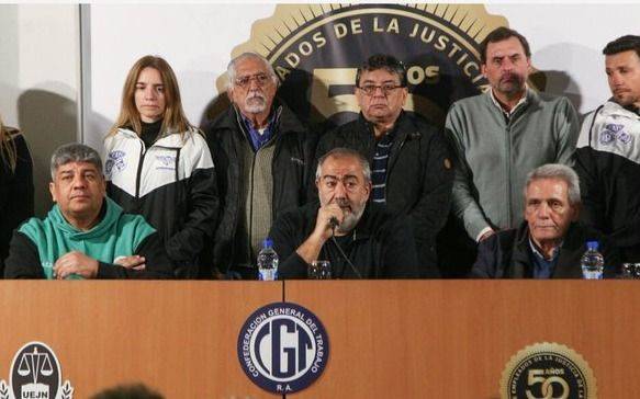 Enojo y tensión en la CGT porque no les consultaron quién reemplazará a Moroni