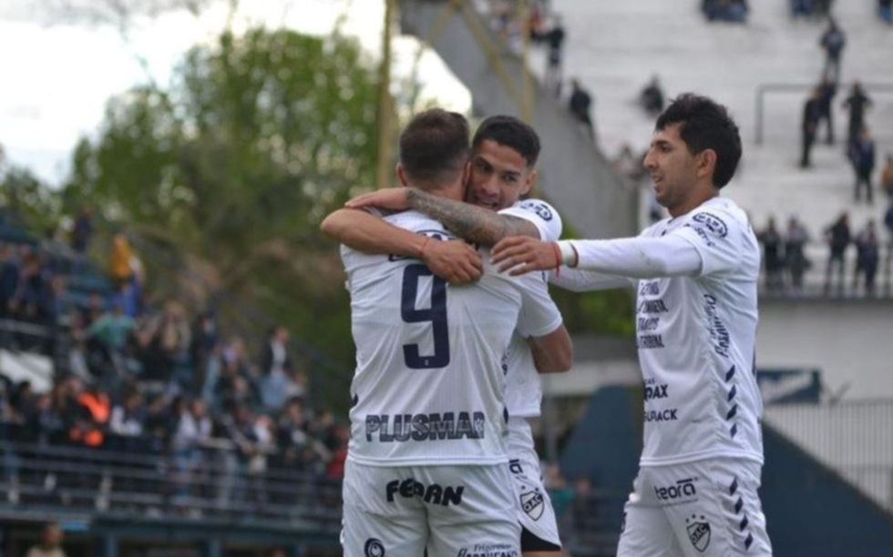 El Cervecero ganó su último partido y el DT aún es Coyette