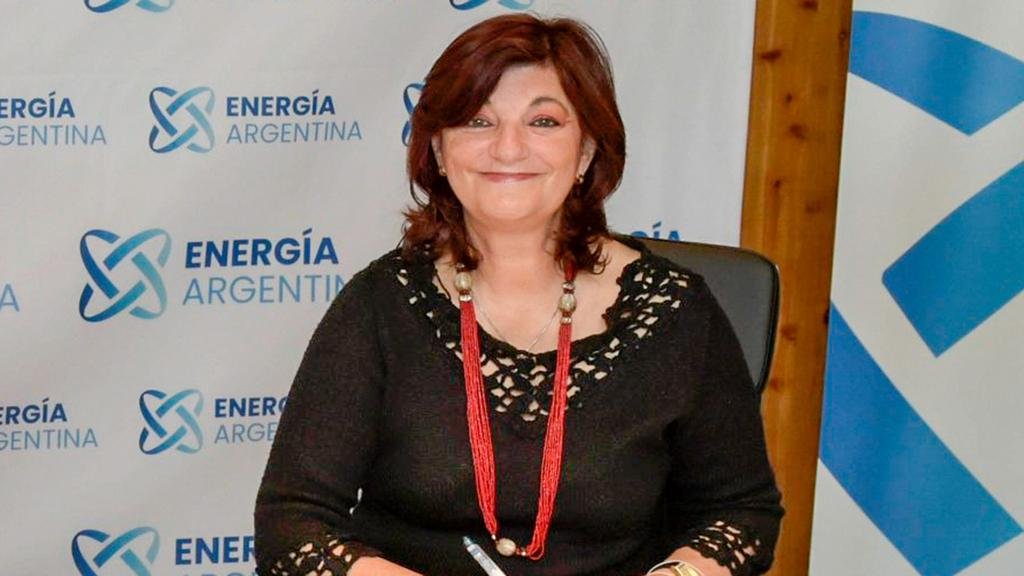 Kelly Olmos admite que “con alta inflación es muy difícil empardar salarios”