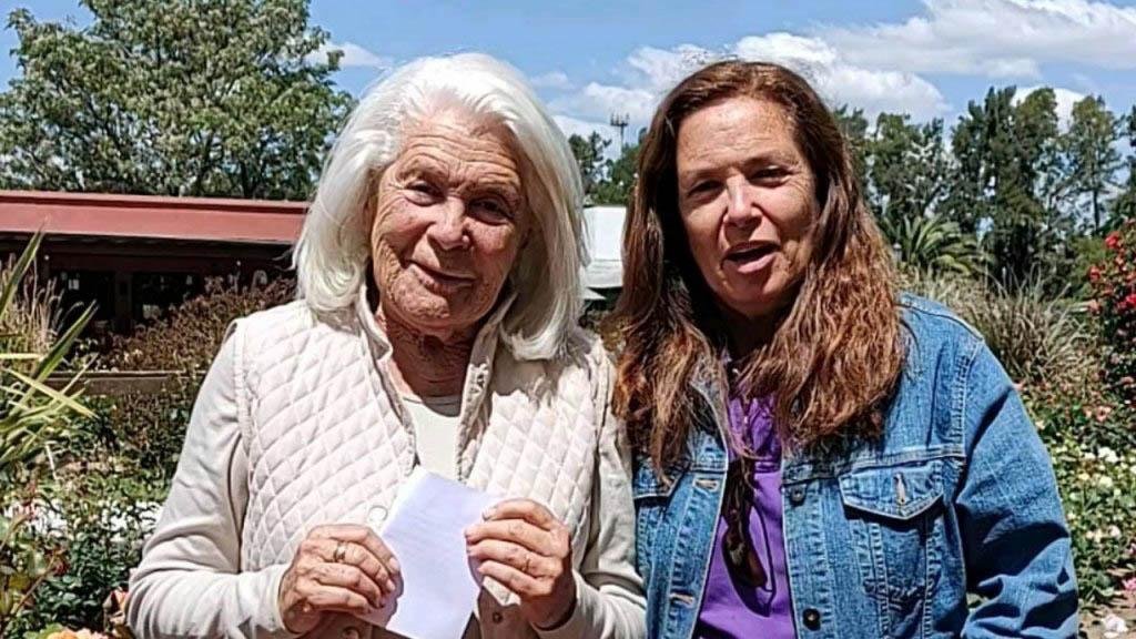 La especial propuesta de Mónica para honrar a César en el Día de la Madre