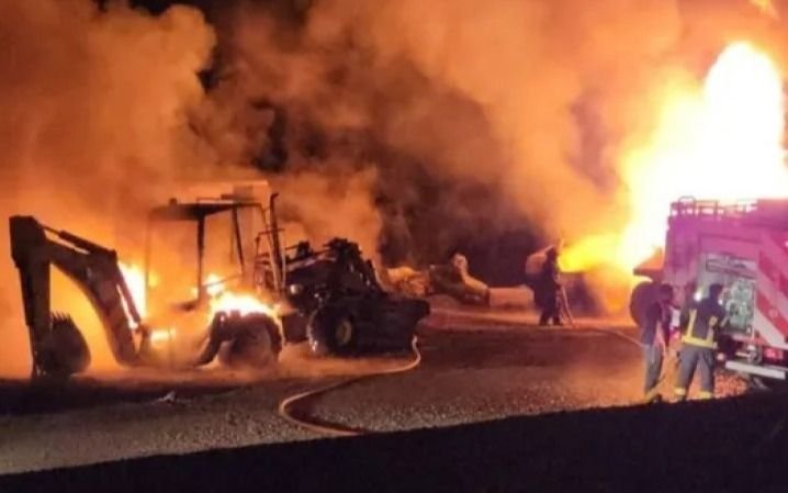 Incendiaron maquinaria vial e investigan si fue un nuevo ataque de la Resistencia Ancestral Mapuche