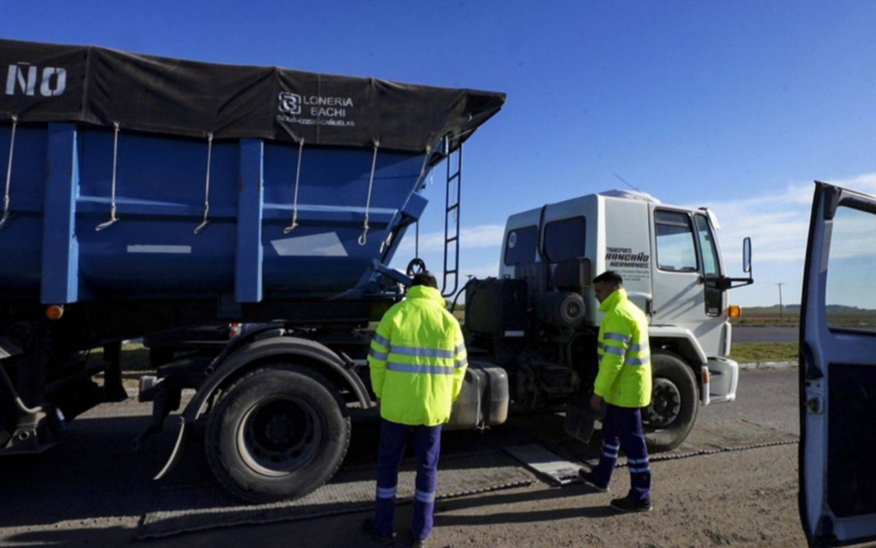 "Controlar el peso para que no destruyan la rutas”