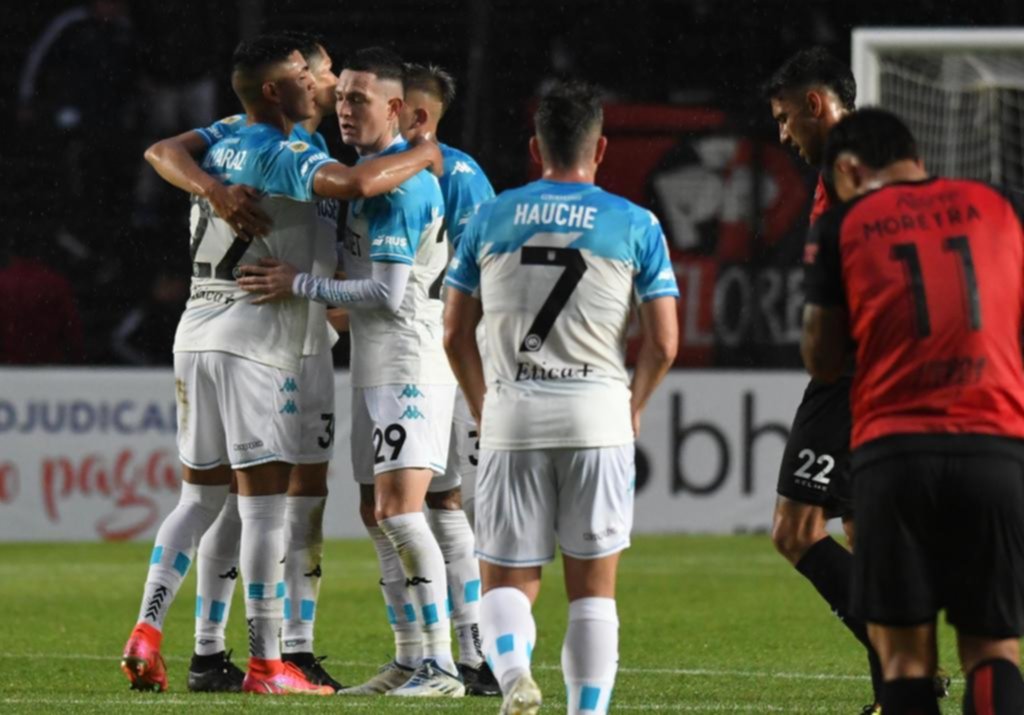 Racing le ganó a Colón y avisó que dará pelea hasta el final de la Liga