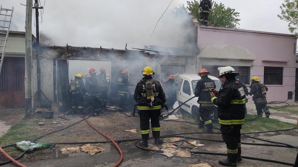 Un afectado por inhalación de humo producto de un incendio