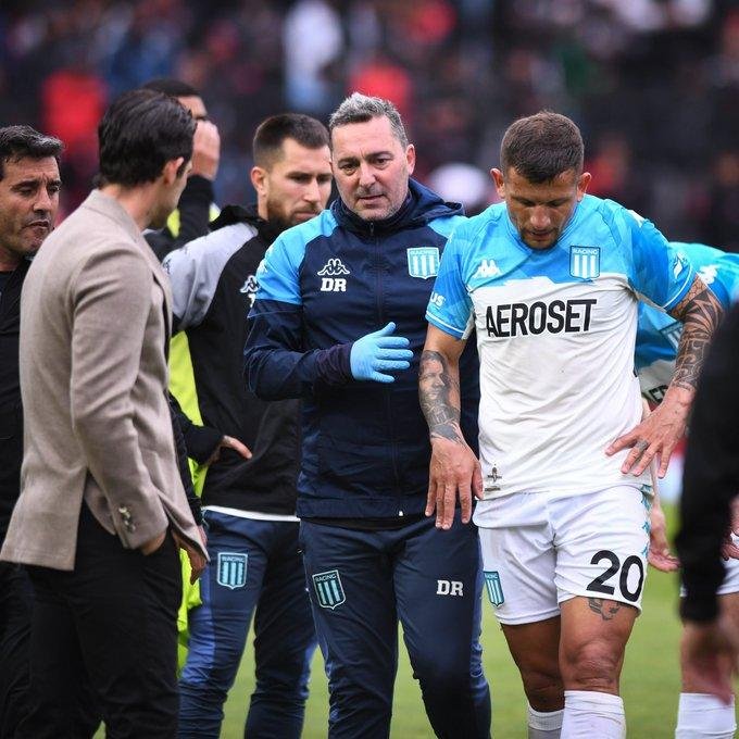 Se confirmó que Vecchio sufrió rotura de ligamento