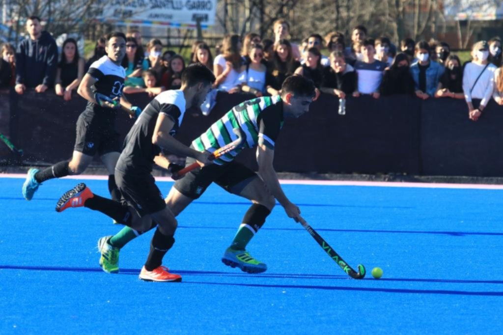 Santa “A” enfrenta a Universitario