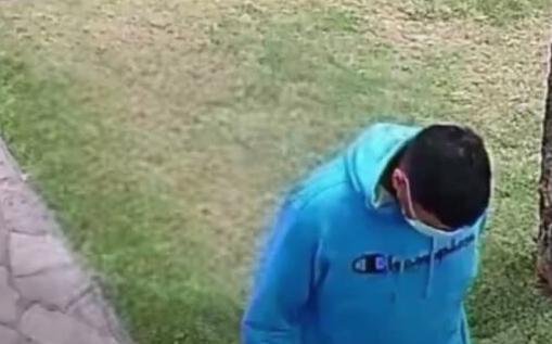 A plena luz del día saquean una casa en Gonnet y estalló la preocupación