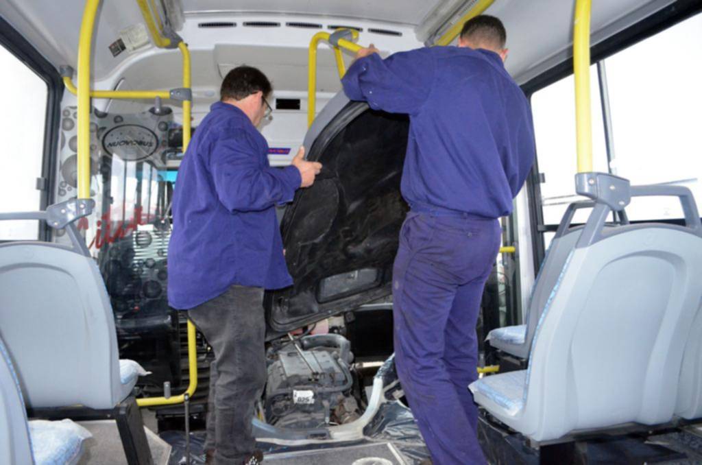 Buscan bajar la contaminación de los micros