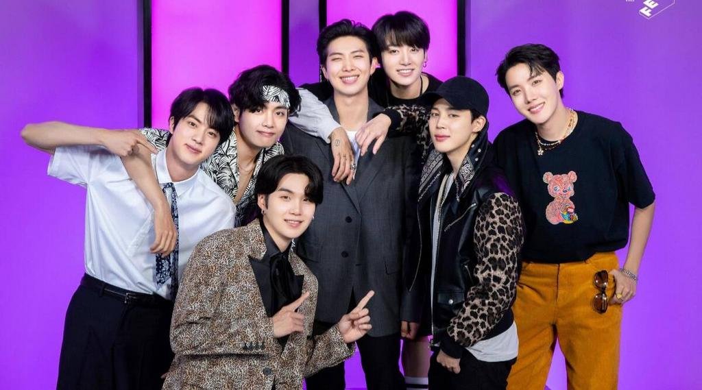 BTS, separado hasta 2025 por el servicio militar
