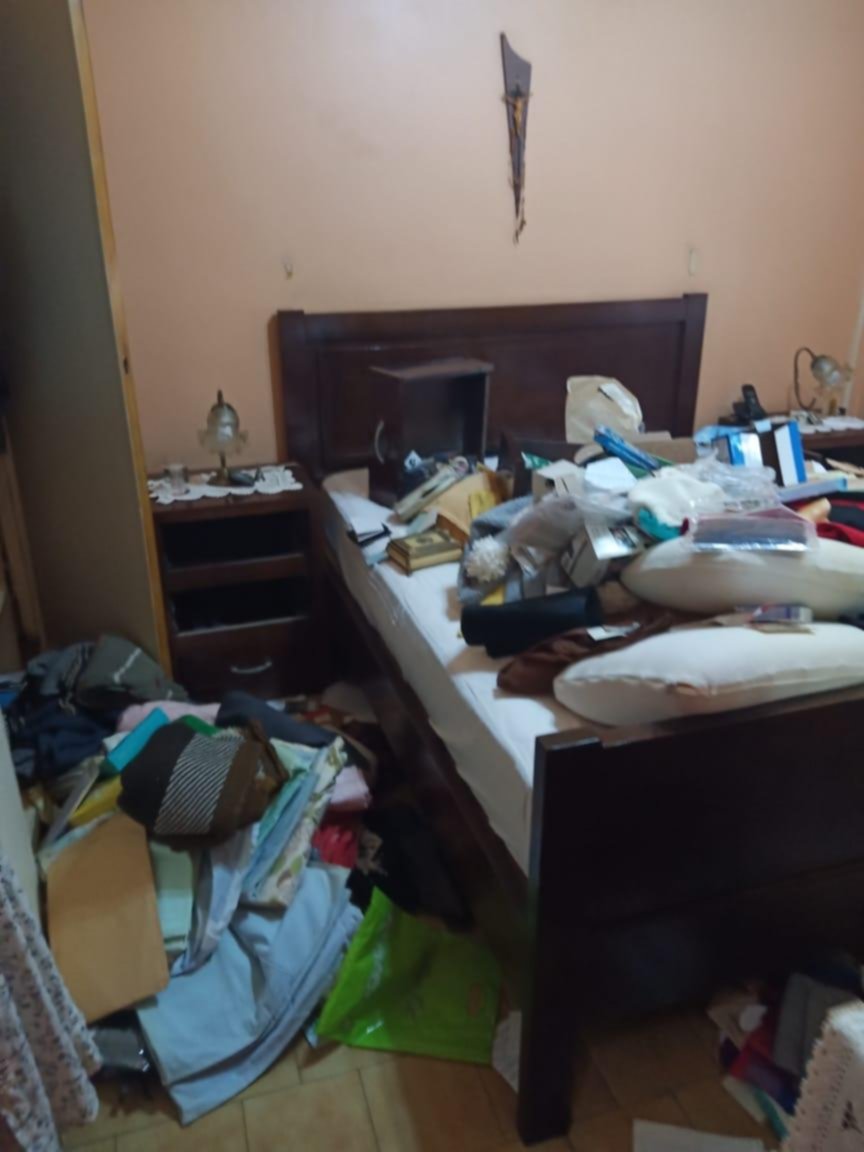 Feroz entradera en Barrio Jardín: amenazaron con cortarle el dedo a una mujer
