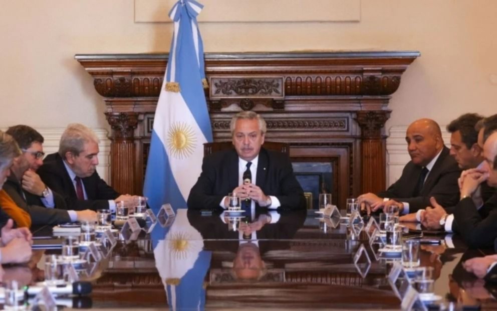 Tras el aviso de la salida de Manzur, el Presidente encabezó la reunión de gabinete en la Rosada