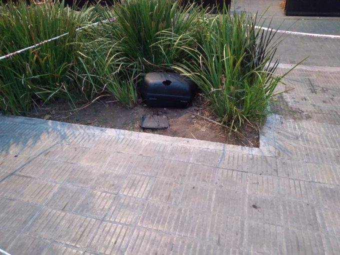 Hicieron detonar una valija que apareció en la Gobernación
