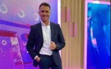 "Chicas en el Aire": Sergio Lapegüe debuta en el teatro  