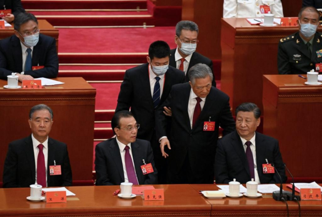 Las purgas de Xi Jinping: polémico desalojo de un expresidente