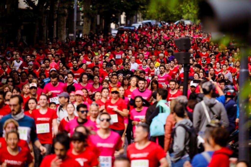 Más de 12.000 atletas en la maratón que recorrió las calles de la Ciudad