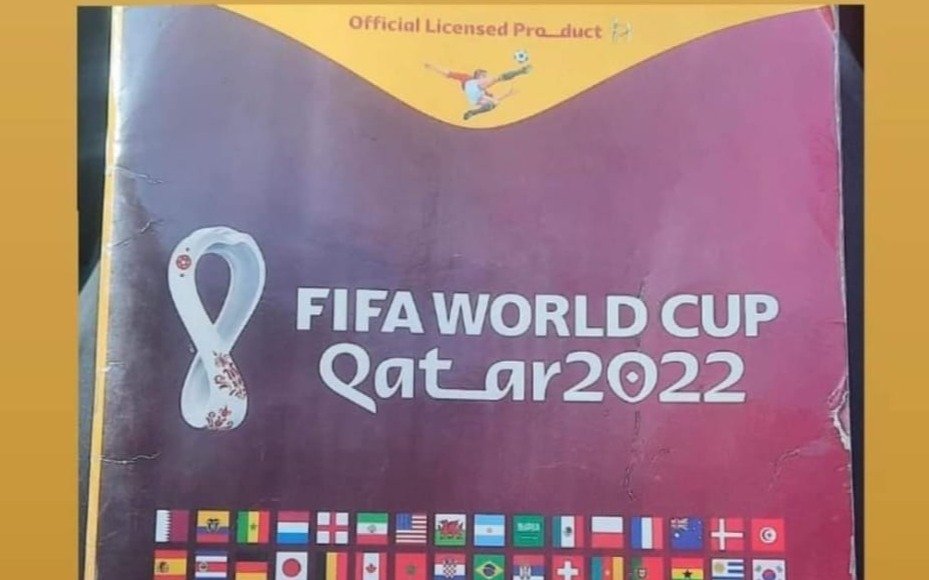 Un gesto para imitar: encontraron un álbum de figuritas del Mundial en Plaza Malvinas y buscan a su dueño