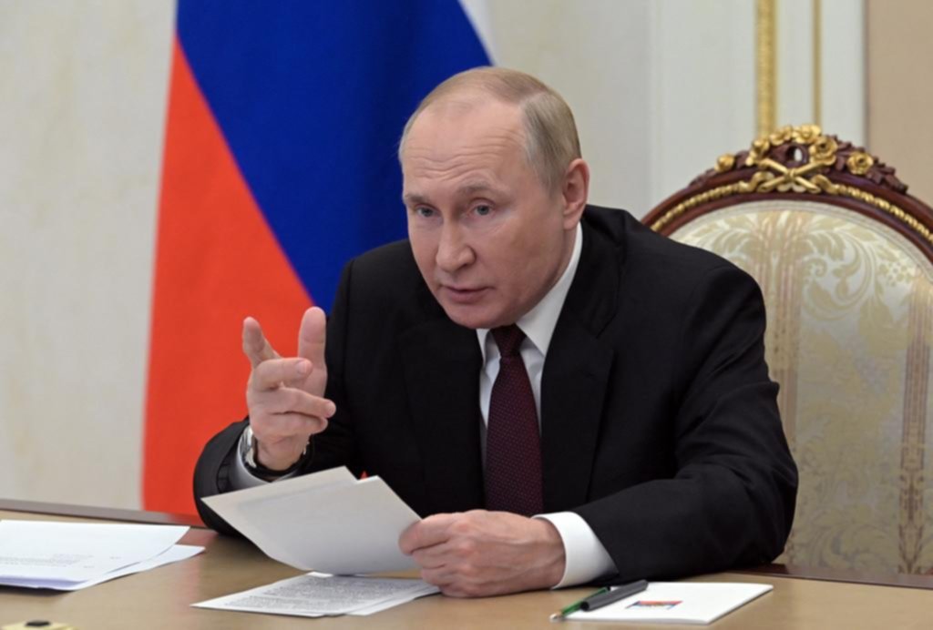 ¡Qué ganas le tiene Putin al botón rojo!
