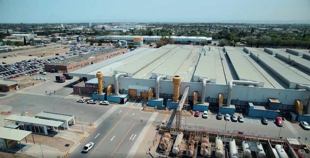 Fiat paralizada por falta de piezas importadas