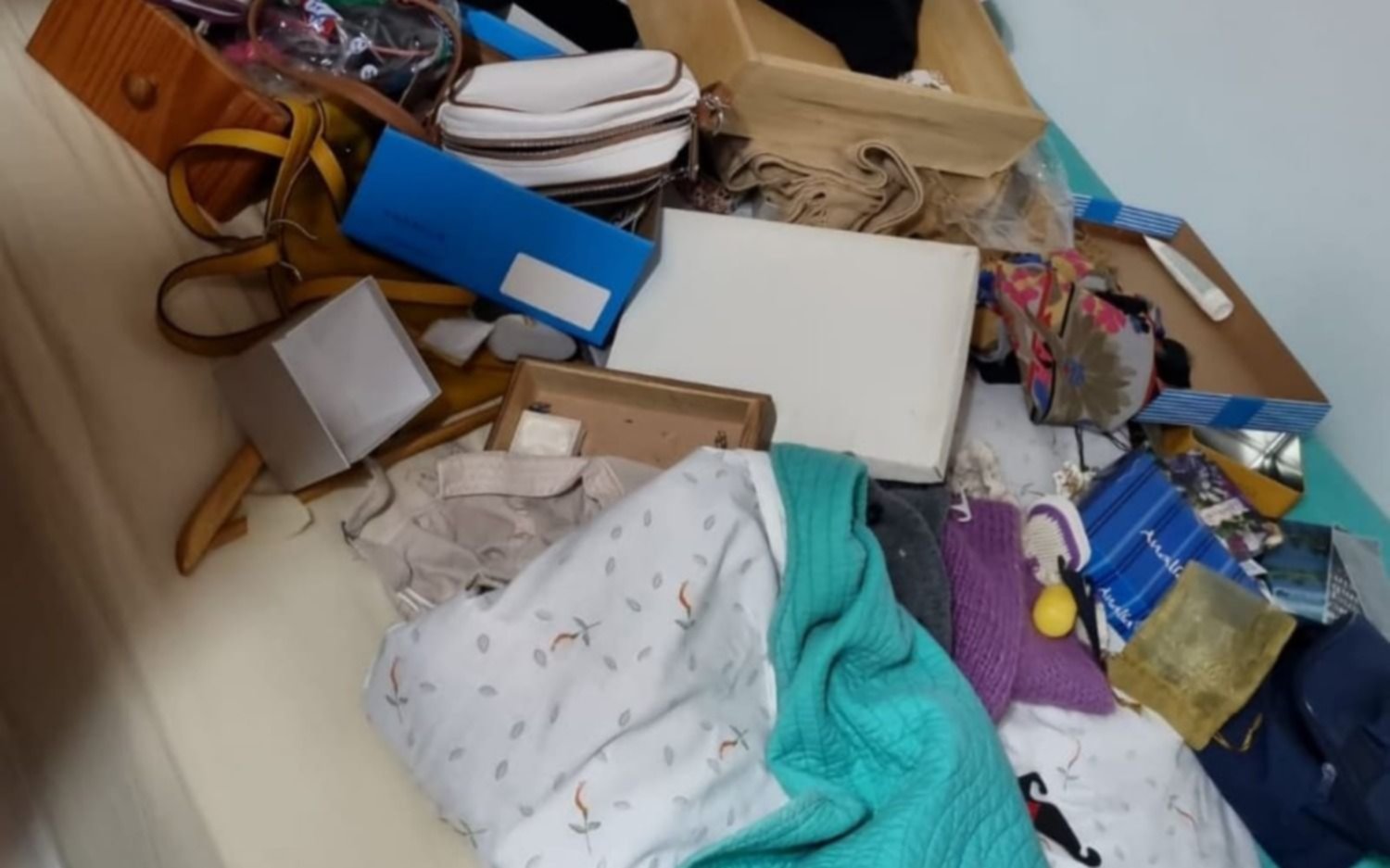 A plena luz del día: desvalijaron la vivienda de una jubilada en Berisso