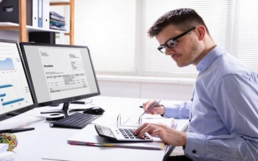 ¿Buscás empleo en La Plata? Más de 100 avisos de ofrecimientos para profesionales y todos los rubros 