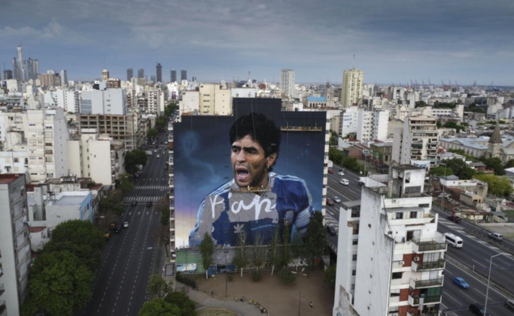El mundo recuerda a Maradona en el día que hubiera cumplido 62 años