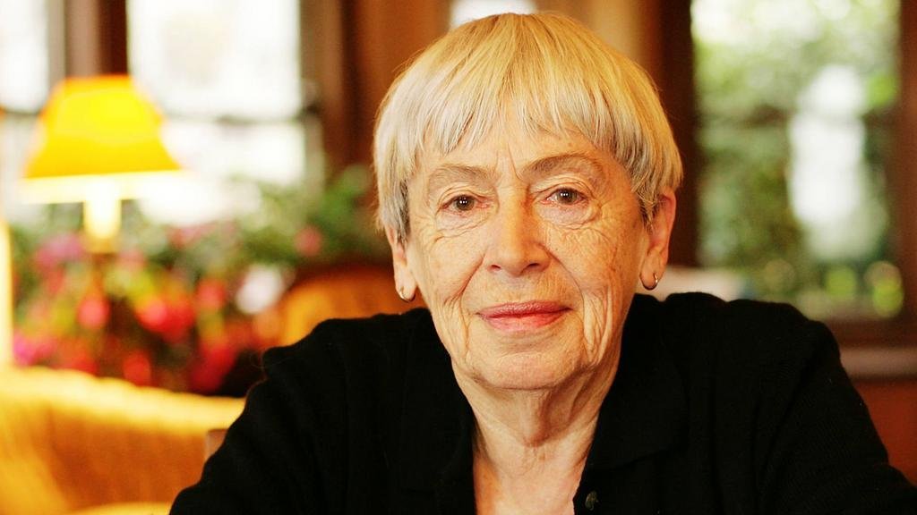 Ursula K. Le Guin: la mujer que anticipaba las cosas