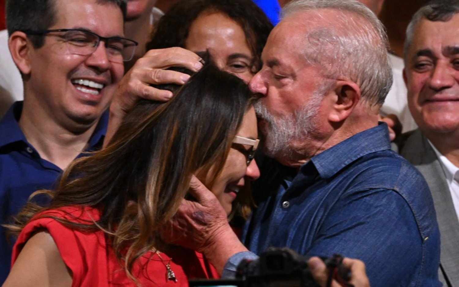 Elecciones en Brasil: Lula le ganó por menos de dos puntos a Bolsonaro y volverá a la presidencia tras 12 años