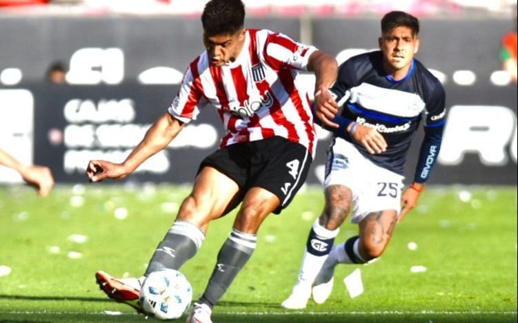 Las FOTOS del clásico platense 167