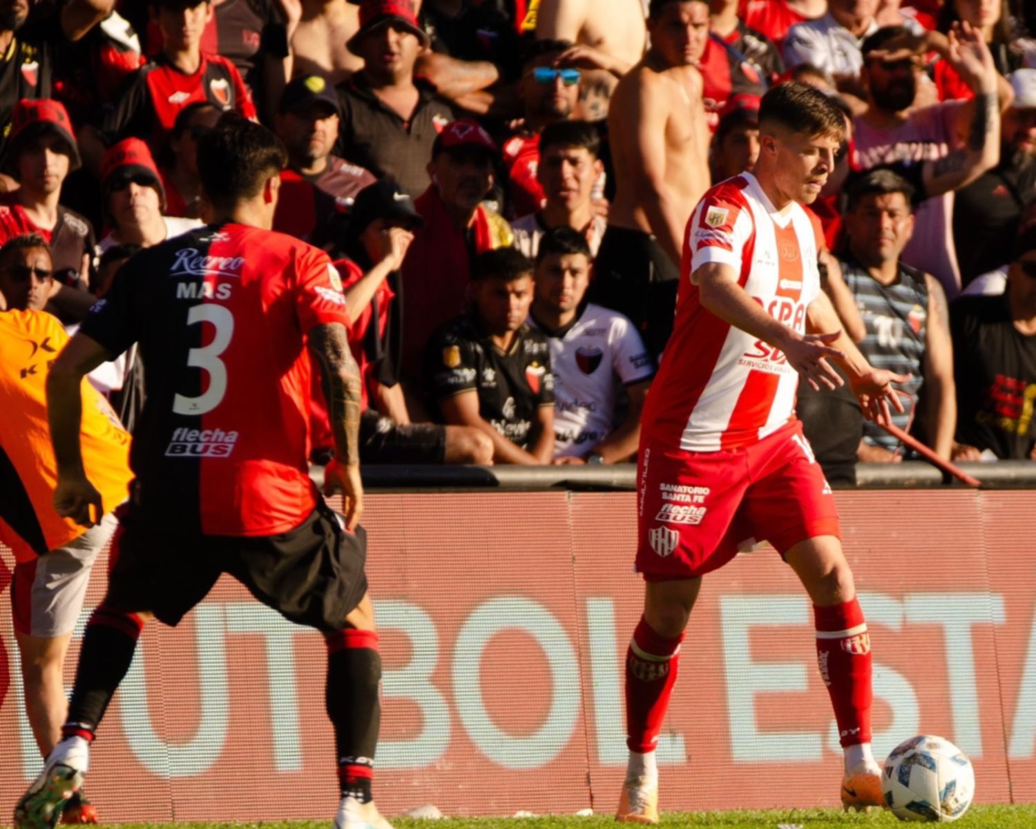 Colón y Unión igualaron sin goles en un discreto clásico santafesino