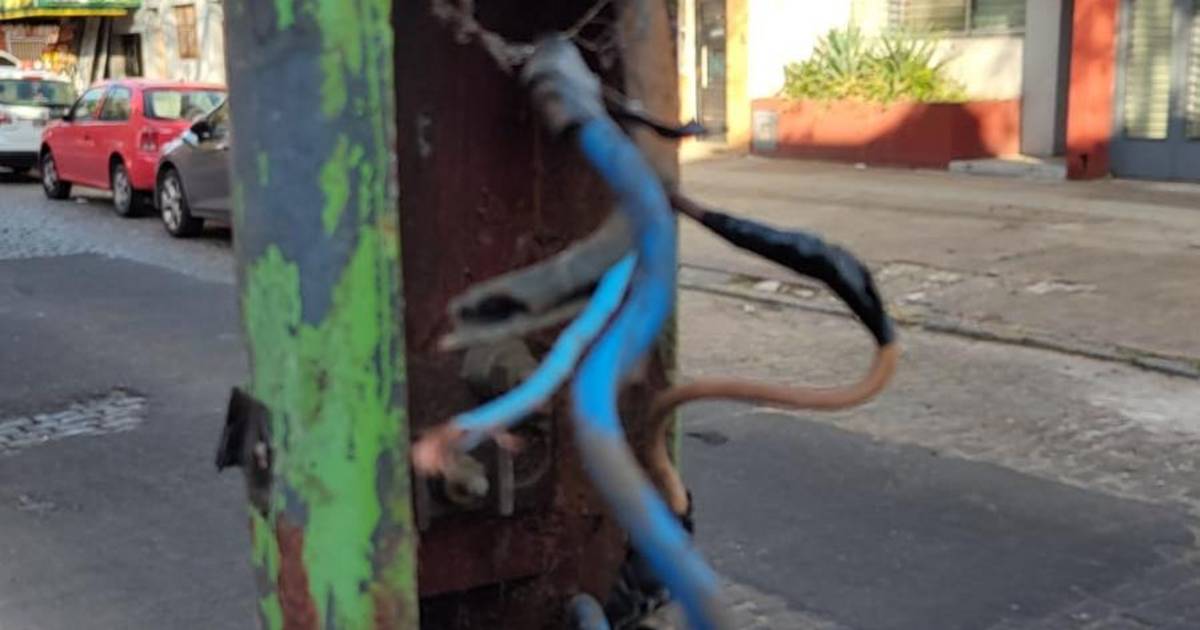 Reclamos por falta de alumbrado público en distintos barrios platenses ...