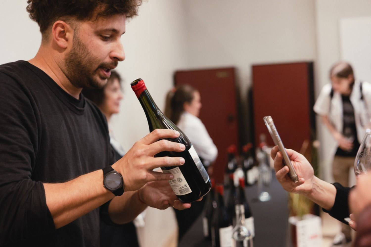 Altos Las Hormigas presentó "Gran Circo del Vino"