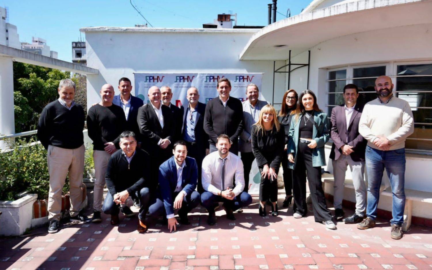 Encuentro de representantes del turismo en La Plata