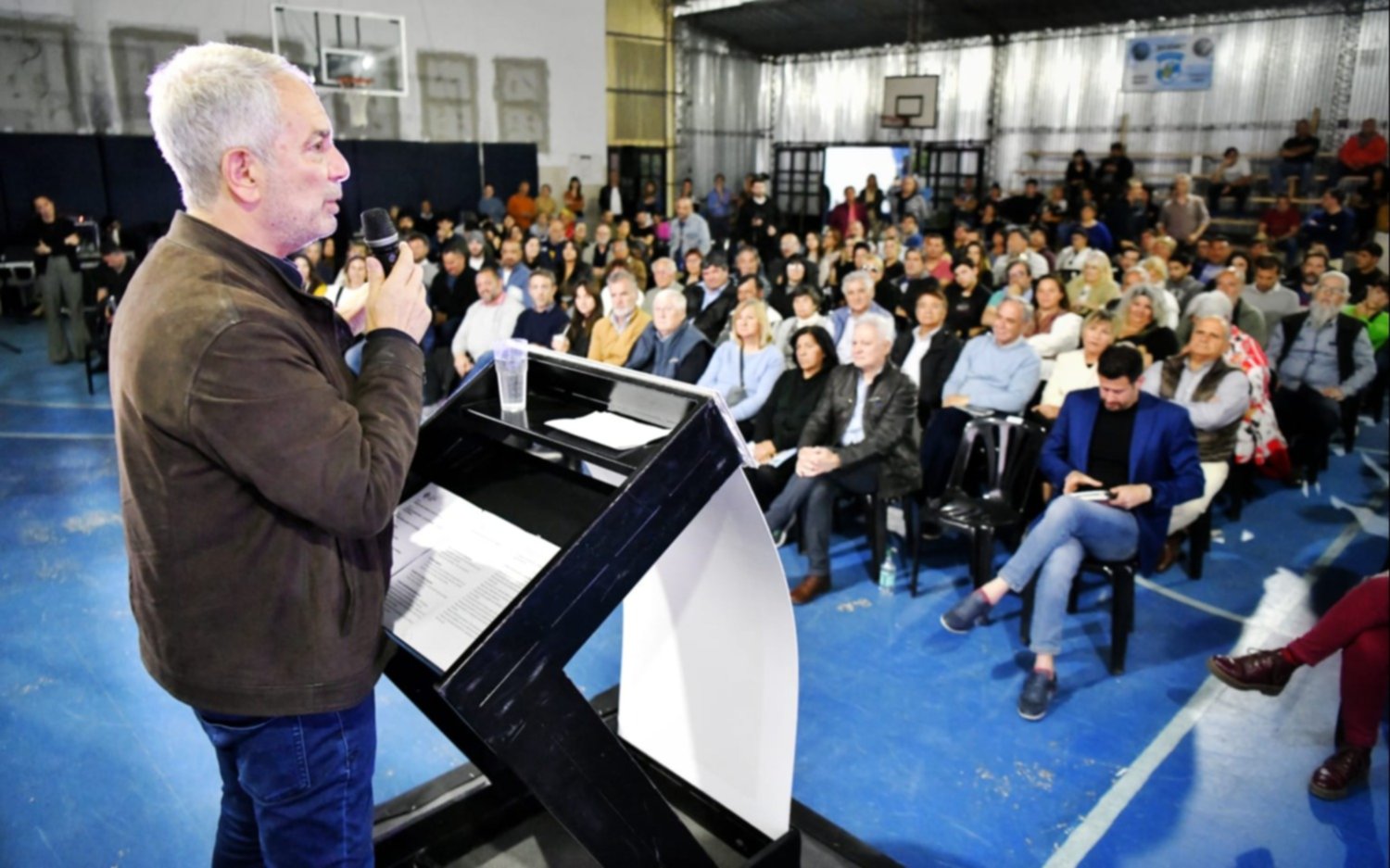 Alak: “El nuevo centro médico en el COE, la nueva red de agua potable y más servicios van a mejorar la vida de Gonnet”