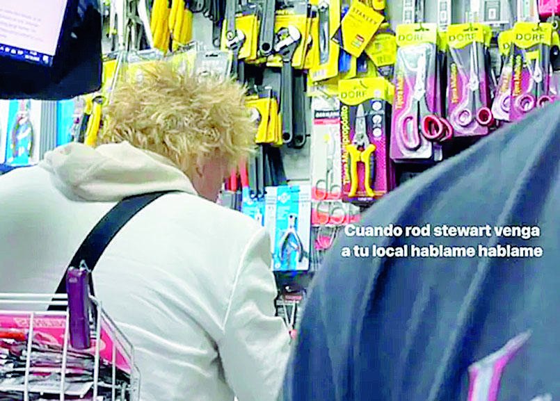 Icónico momento: Rod Stewart, de poner a bailar a GEBA a.... una ferretería de barrio