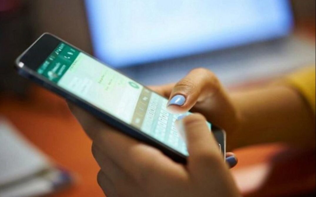 ¡Atención! Estafas por WhatsApp en La Plata con falsos mensajes del Ministerio de Salud bonaerense