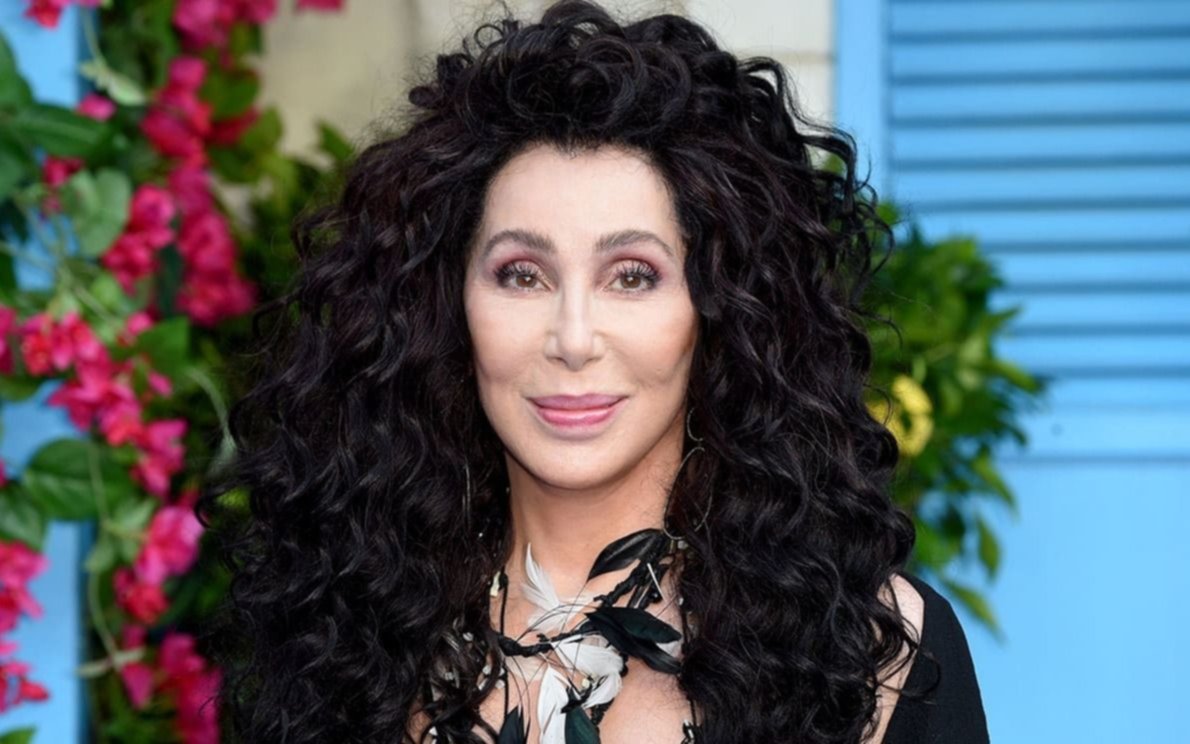 Cher rompe el silencio a fin de mes con su primer disco de canciones navideñas