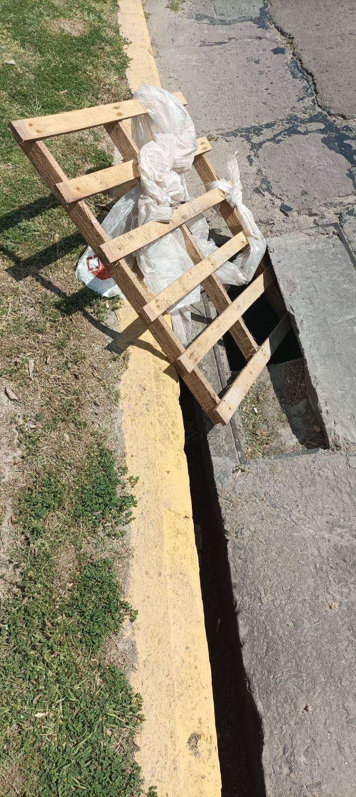 Quejas por una “doble trampa mortal” en la esquina de 25 y 65