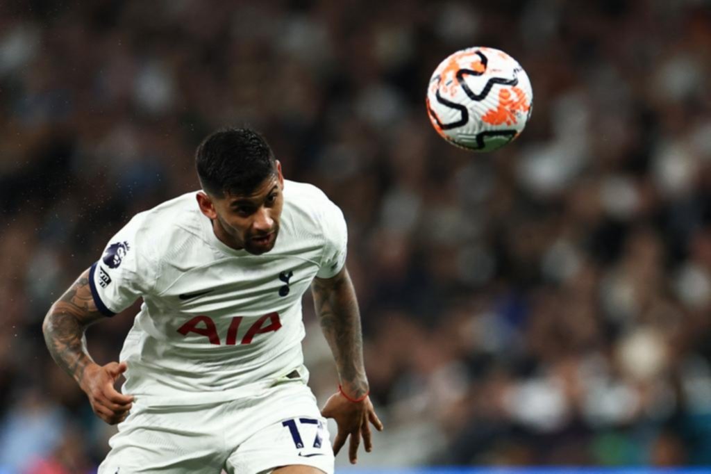 Tottenham, puntero provisorio en la Premier