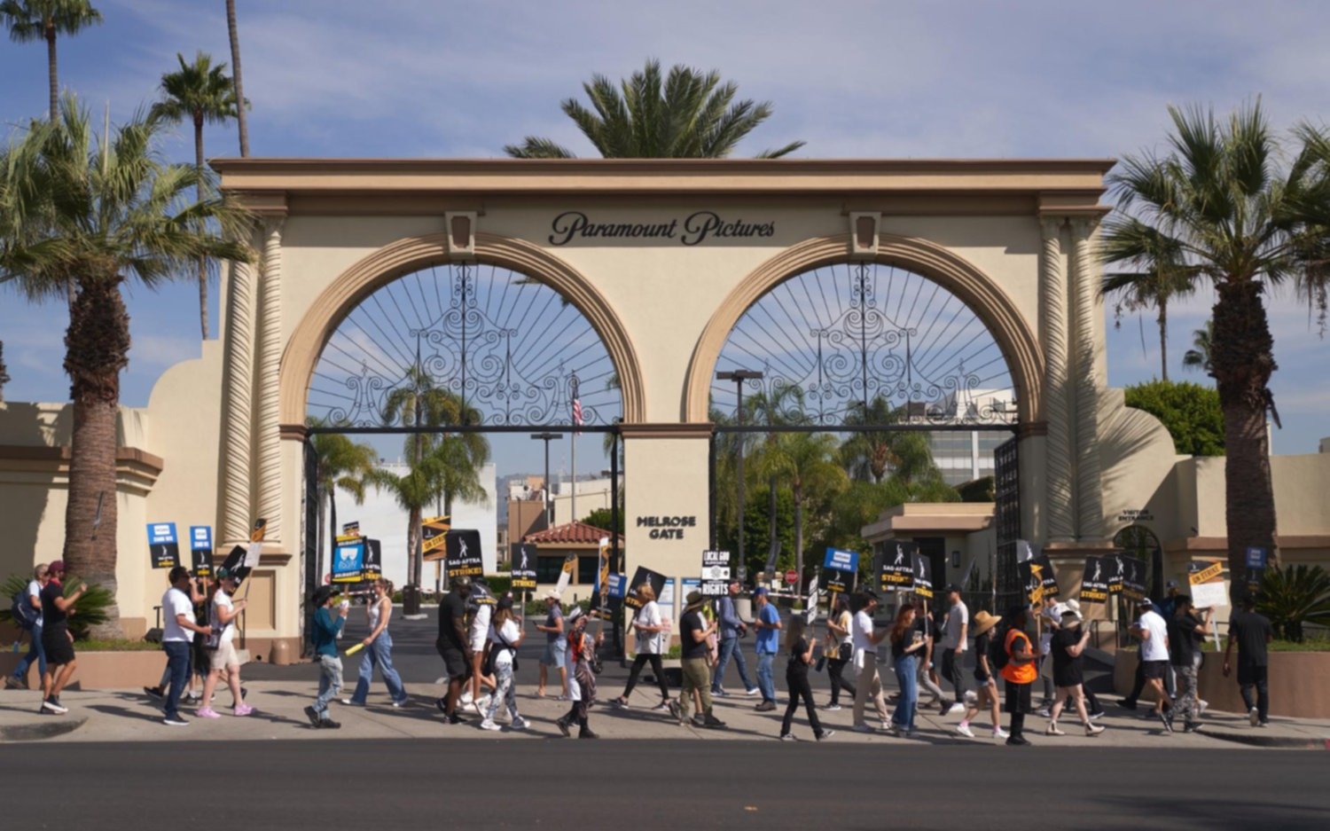 Continúan las negociaciones para destrabar la huelga de actores en Hollywood