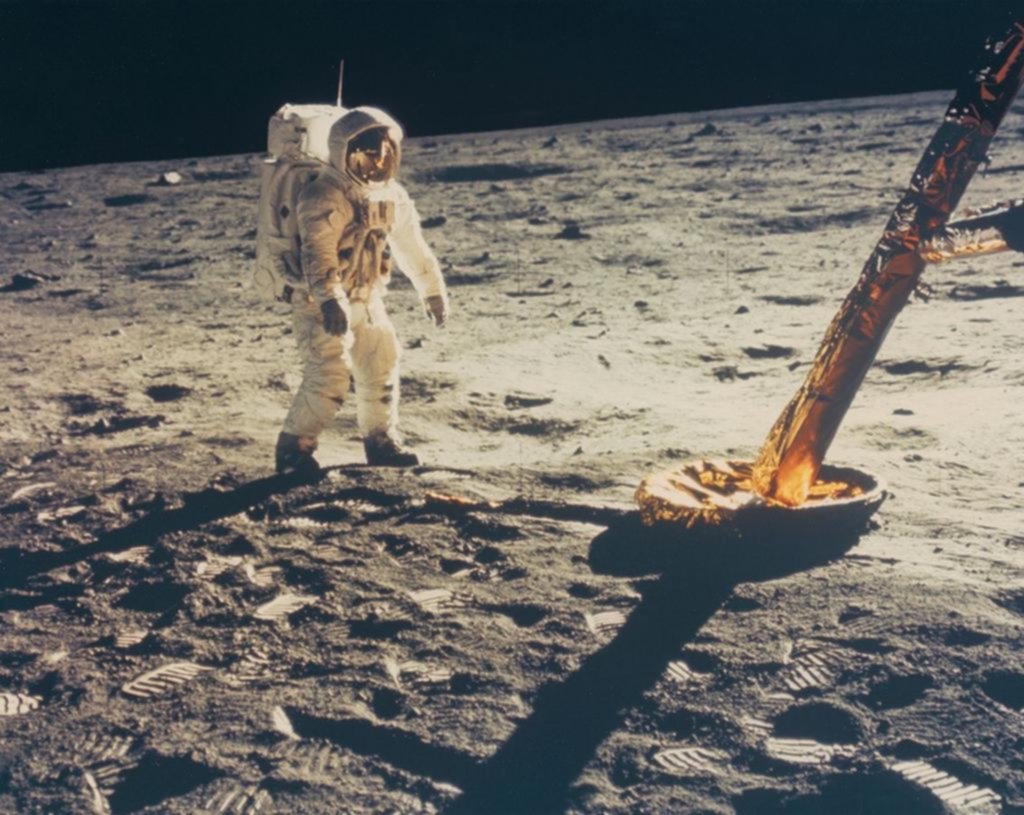 El regreso del hombre a la Luna podría concretarse en esta década
