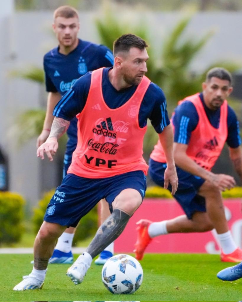 La Selección diagrama el viaje a Lima, con Messi como eje de una posible variante en ataque